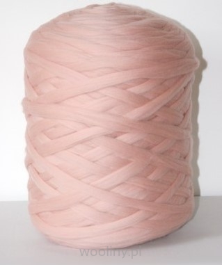 Wełna czesankowa Mini polska JASNY RÓŻ