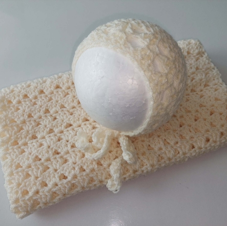 Ażurowy zestaw Owijka z czapką do sesji fotograficznej noworodka