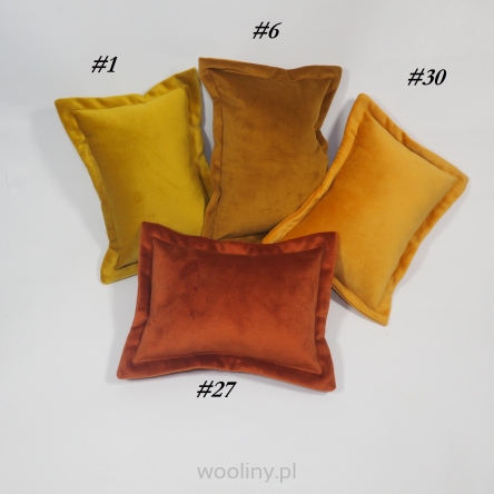 Welurowa poduszka do sesji fotograficznej niemowlęcej i noworodkowej