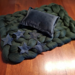 Kocyk czesankowy do sesji noworodkowej ZIELONY BUTELKOWY