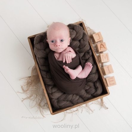 Kocyk czesankowy do sesji noworodkowej MELANŻ BRĄZU z poduszkami