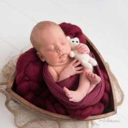 Kocyk czesankowy do sesji noworodkowej BORDOWY