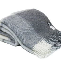 Wełniany pled narzuta koc z wełny merynos 140x205 cm SZARA KRATA