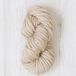 Włóczka DHG PIUMA XXL 100% merynos australijski 19mic BEŻOWY 200g