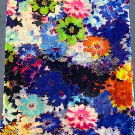 Damski szal kolorowy z wełny merino wyszywany w kwiaty