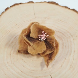 Broszka filcowa kwiat Japoński filcowa