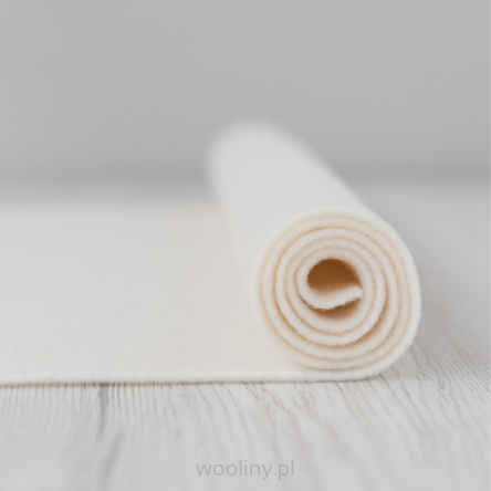 Filc wełniany 3mm MLECZNY BIAŁY ECRU 30x30cm dekoracyjny