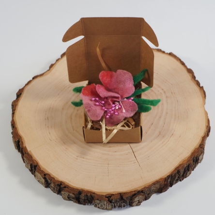 Broszka filcowa kwiat Różowy