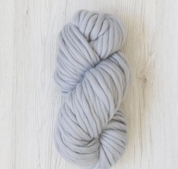 Włóczka DHG PIUMA XXL 100% merynos australijski 19mic BŁĘKITNY 200g