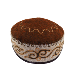 Czapka filcowa wełniana z haftem (55,56cm)